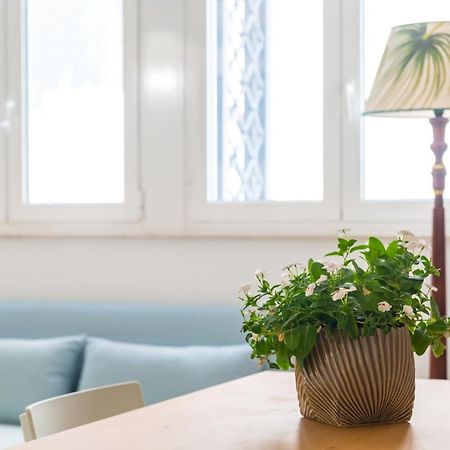 Naiva 2 Apartment เนเปิลส์ ภายนอก รูปภาพ