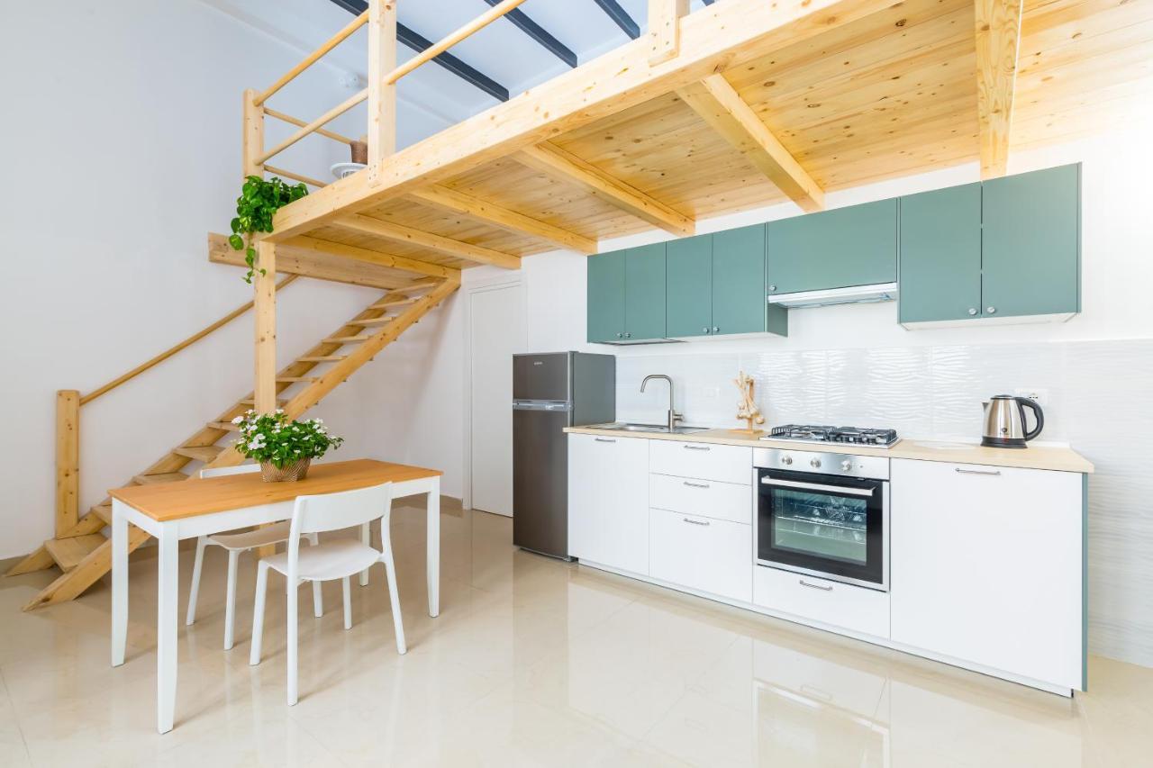 Naiva 2 Apartment เนเปิลส์ ภายนอก รูปภาพ