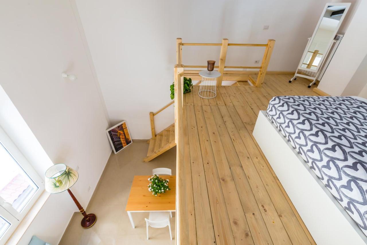 Naiva 2 Apartment เนเปิลส์ ภายนอก รูปภาพ